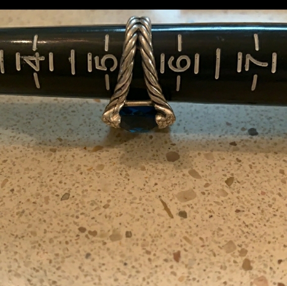 David Yurman cushion ring.FIRM - Picture 5 of 5